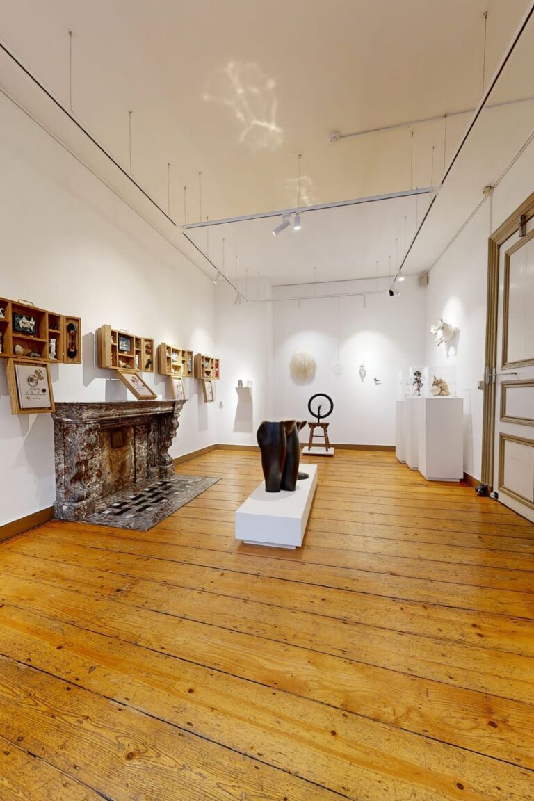 Artichoque Art Gallery