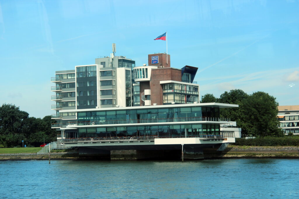 Delta Hotel